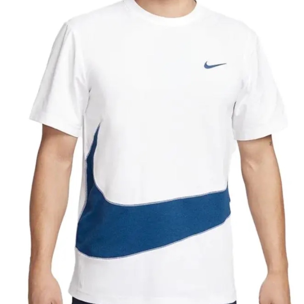 Nike Men's White and Blue Shirt